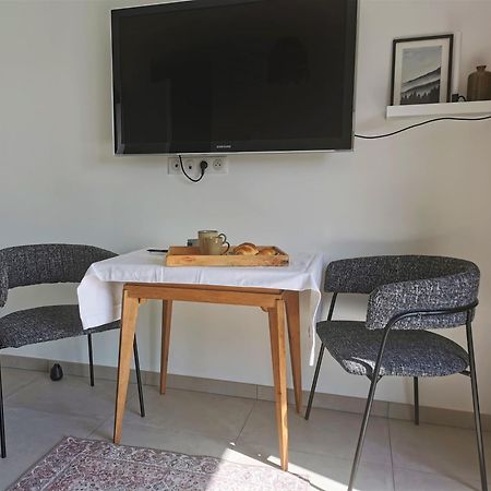 Au Jardin Des Deux Roches Bed & Breakfast Prisse Ngoại thất bức ảnh